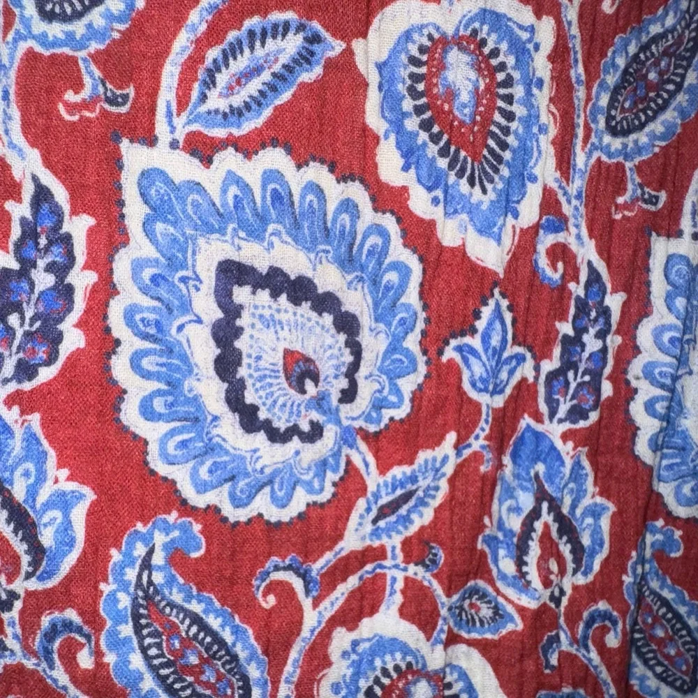 Soft Surroundings Red and Blue Paisley Top - Picture 4 of 6